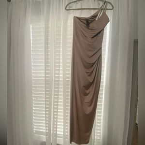 Hot Miami Styles Small Shoulder Cut Out with Slit Dress.